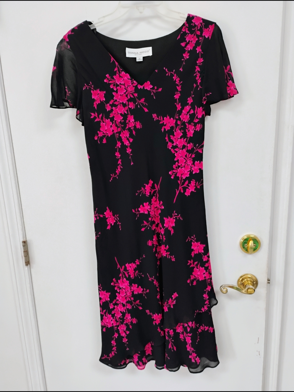 Donna Ricco New York Size 12 Black Pink Floral Chiffon Dress